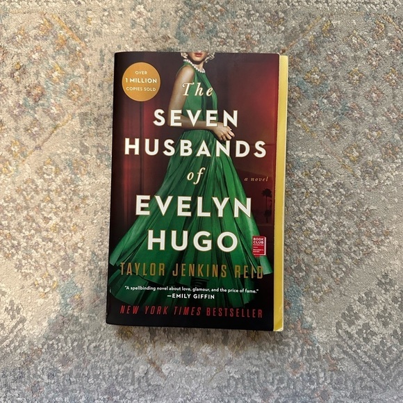 Other - The Seven Husbands of Evelyn Hugo - NOVEL